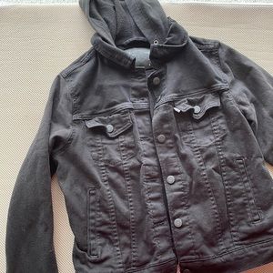 Hooded Levi’s jean jacket